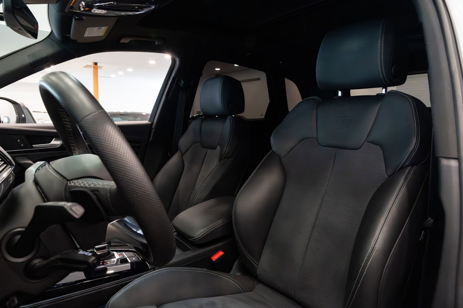 Used 2022 Audi SQ5 Premium Plus w/ Premium Plus Package image 7