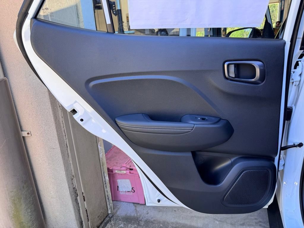 New 2026 Hyundai Venue SEL FWD image 21
