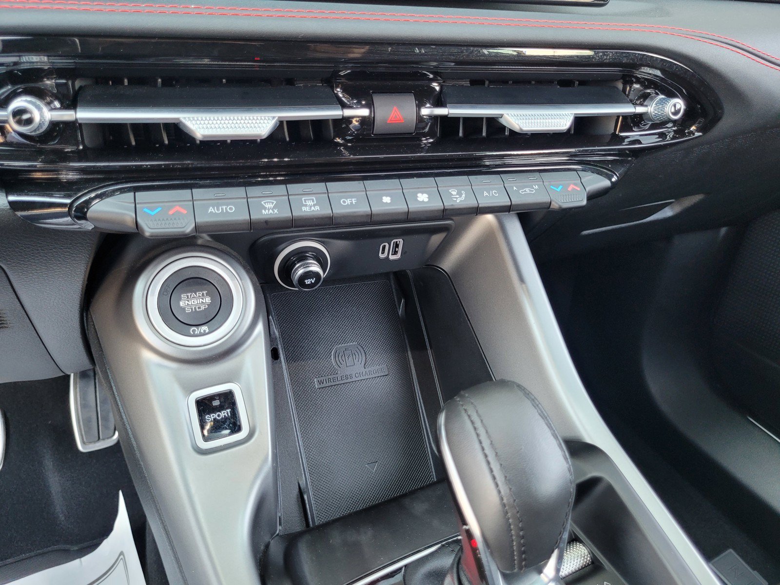 Used 2024 Dodge Hornet R/T Plus AWD/4WD image 19