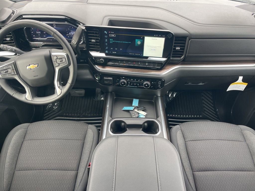 Used 2025 Chevrolet Silverado 2500 LT w/ Safety Package image 16