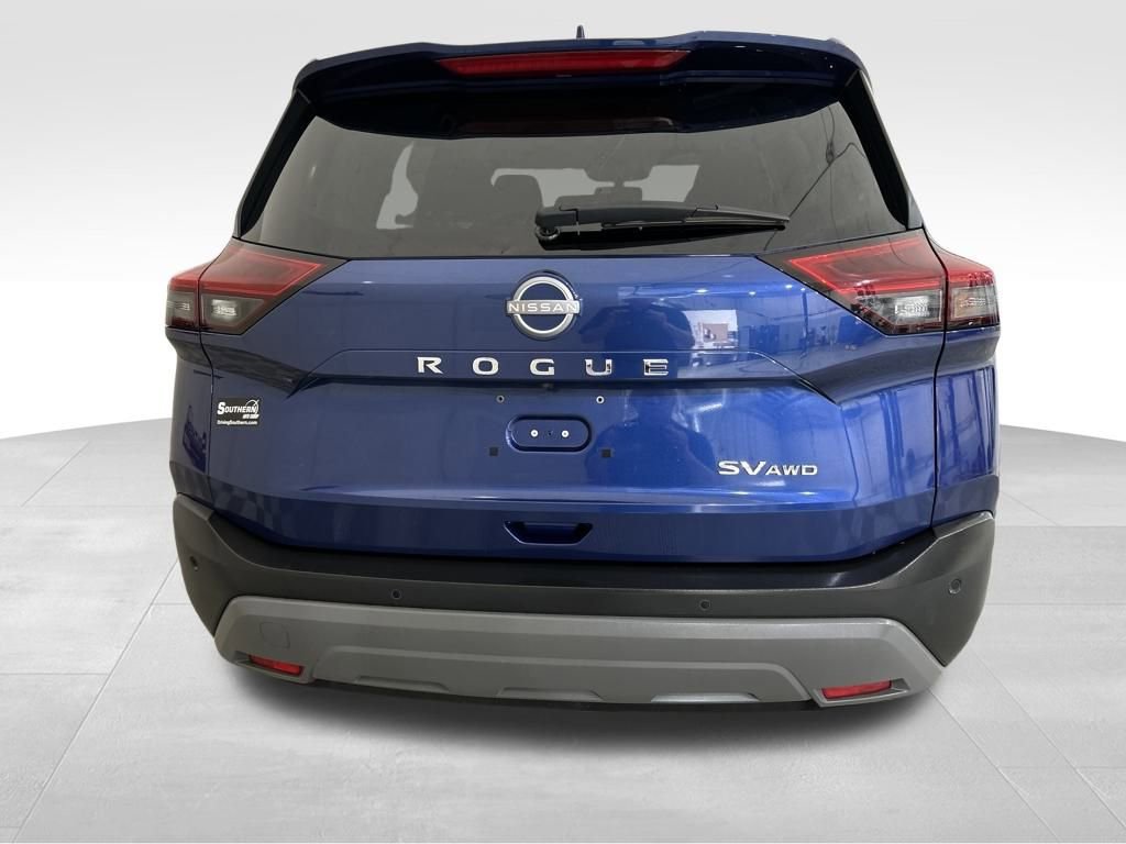 Used 2023 Nissan Rogue SV image 10