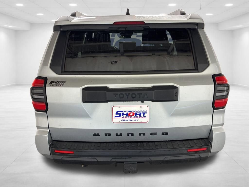 Used 2025 Toyota 4Runner SR5 image 6