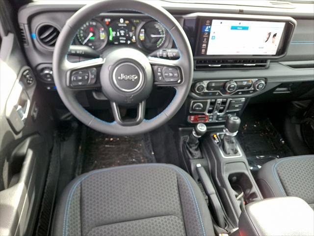 Used 2024 Jeep Wrangler Unlimited Rubicon 4xe AWD/4WD image 12
