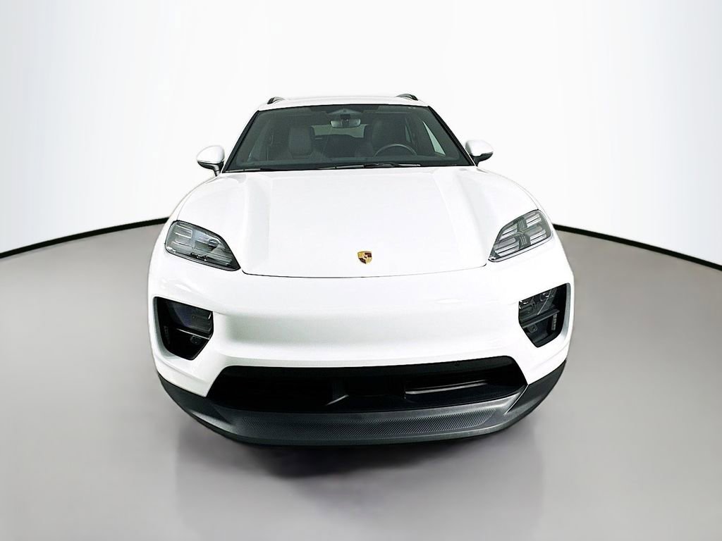 Certified 2024 Porsche Macan 4 Electric image 6