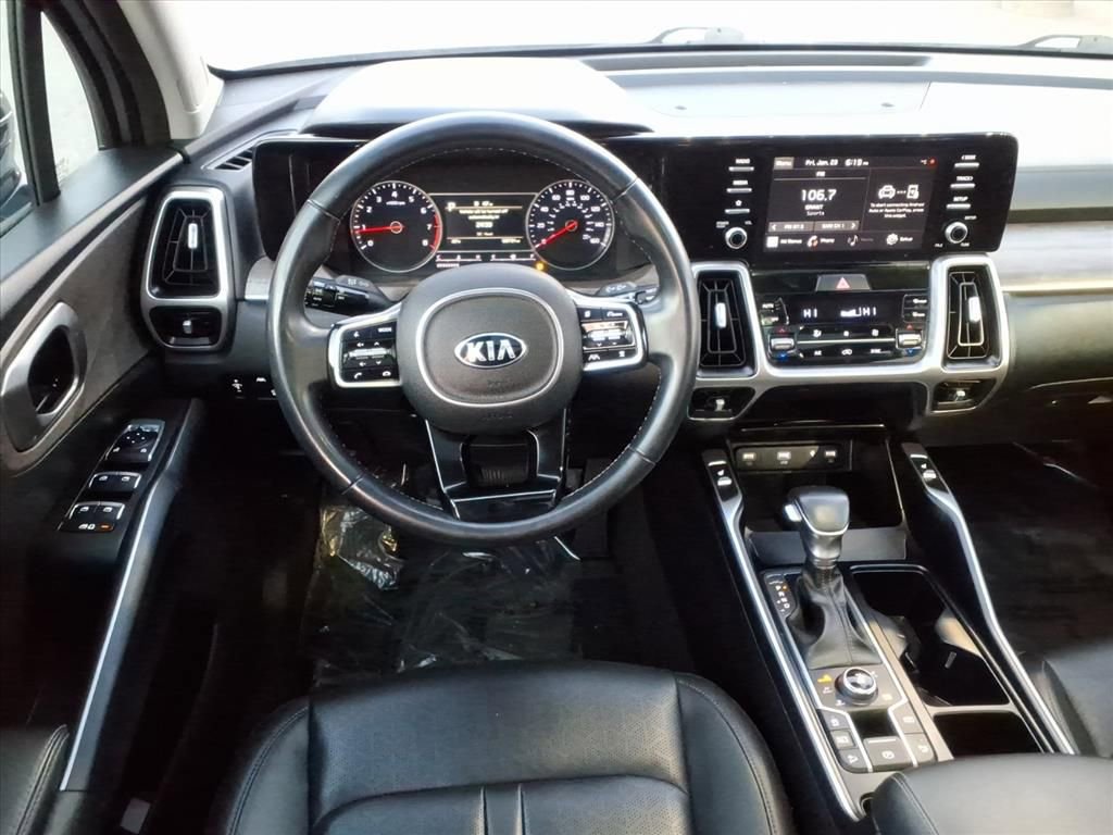 Used 2021 Kia Sorento EX w/ Panoramic Sunroof Package image 21