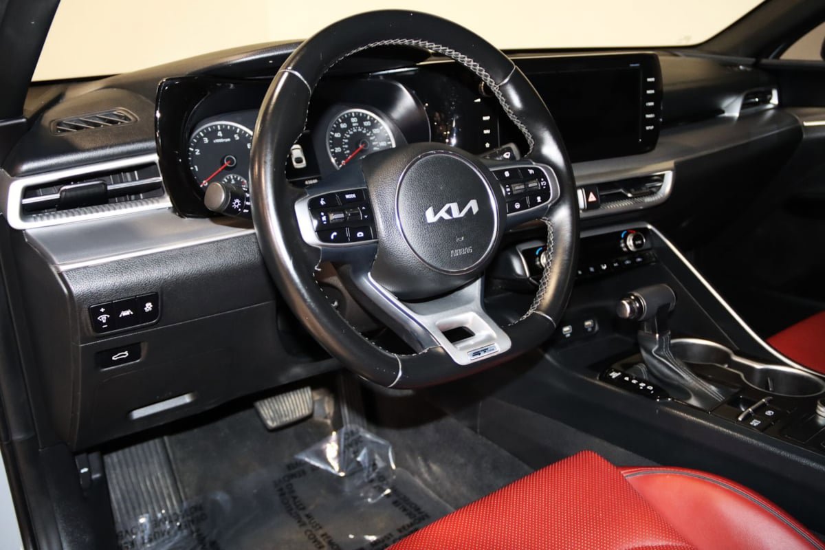 Used 2023 Kia K5 GT-Line image 38