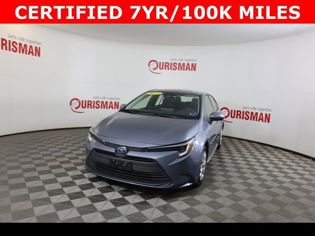 Used 2023 Toyota Corolla LE image 2