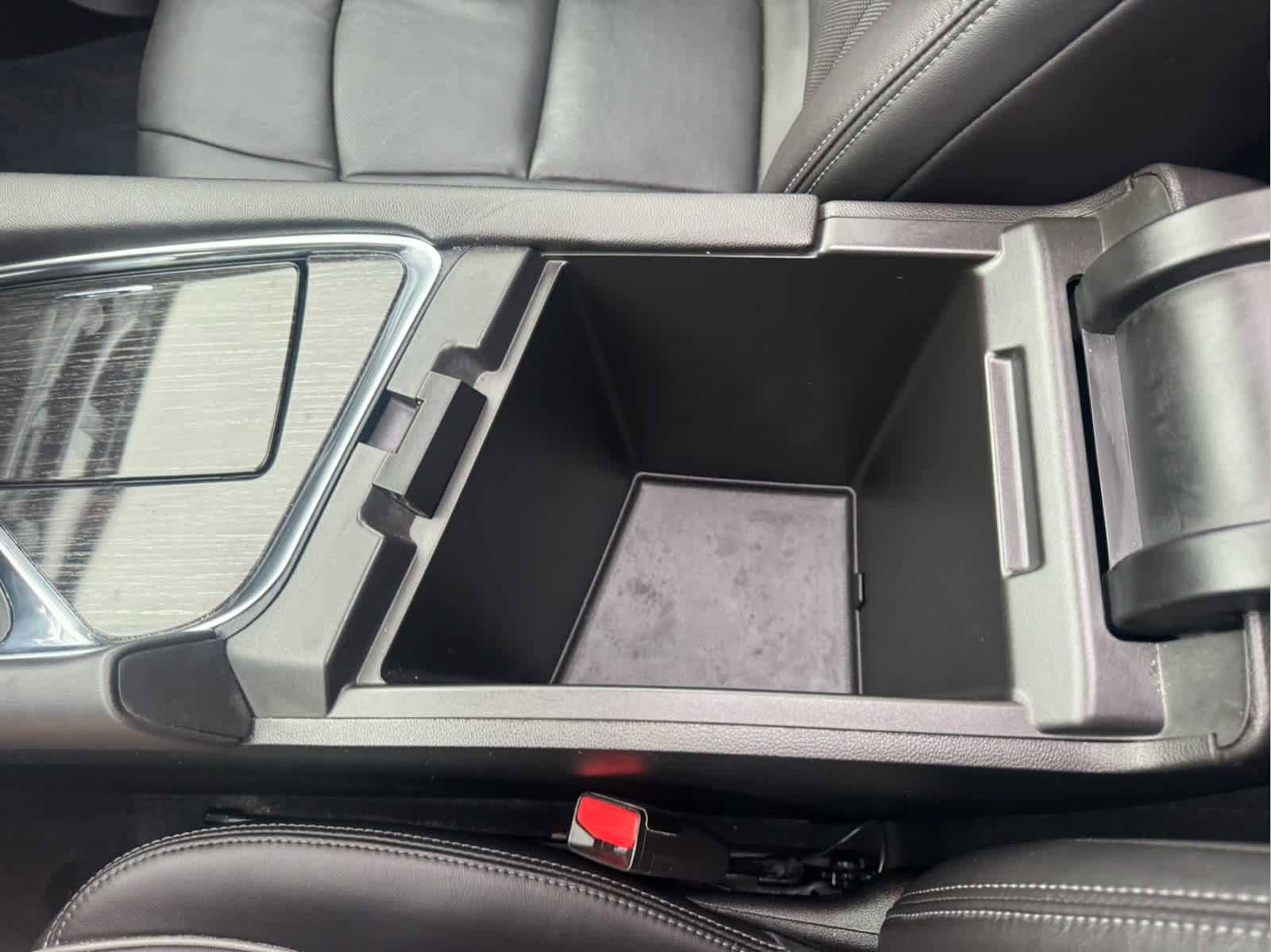 Used 2021 Buick Enclave Avenir image 29