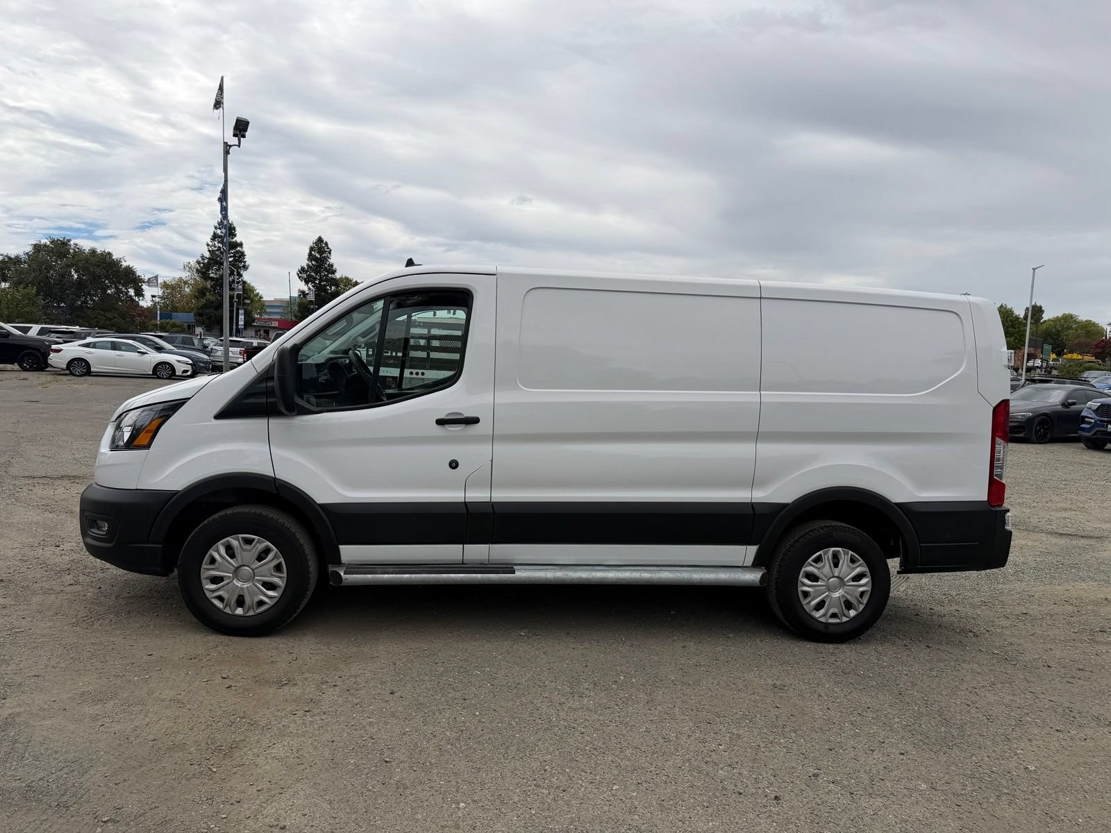 Certified 2025 Ford Transit 250 Low Roof w/ Exterior Upgrade Package RWD image 2