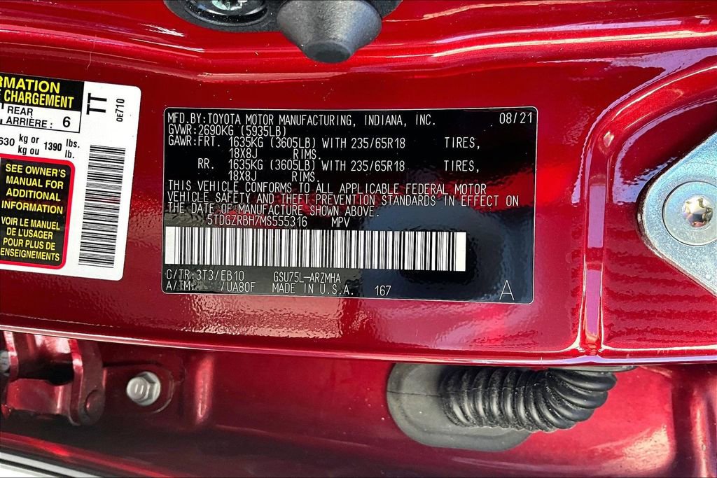 Used 2021 Toyota Highlander XLE image 18