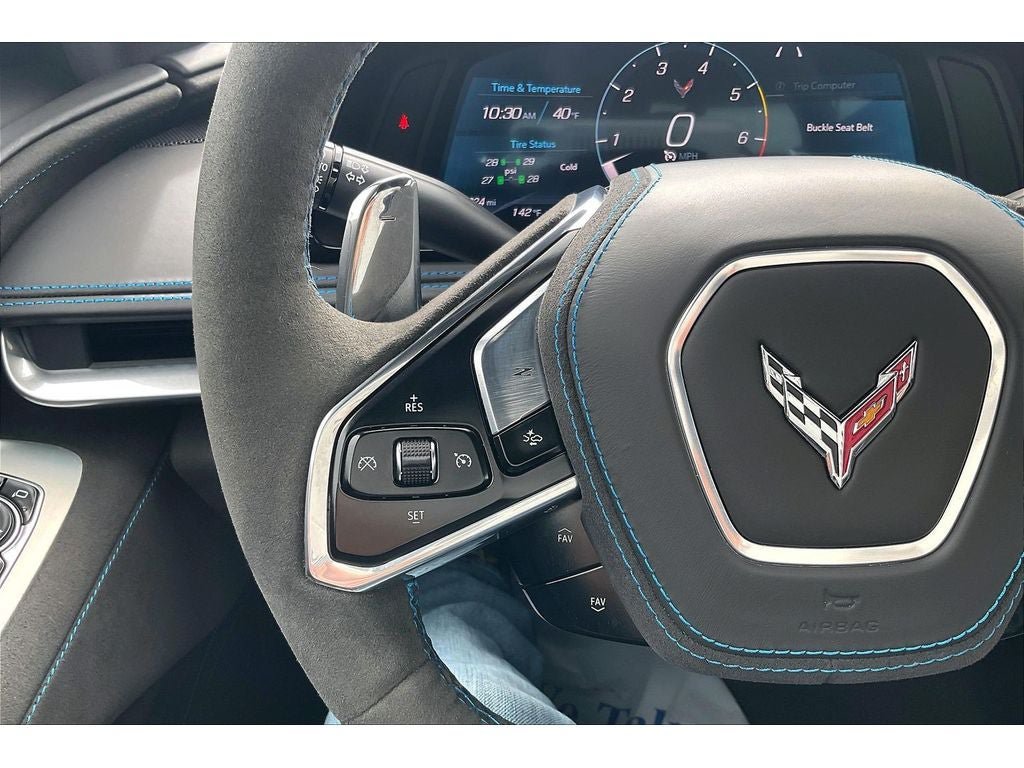 Used 2025 Chevrolet Corvette Stingray Premium Cpe w/ Z51 Performance Package RWD image 18