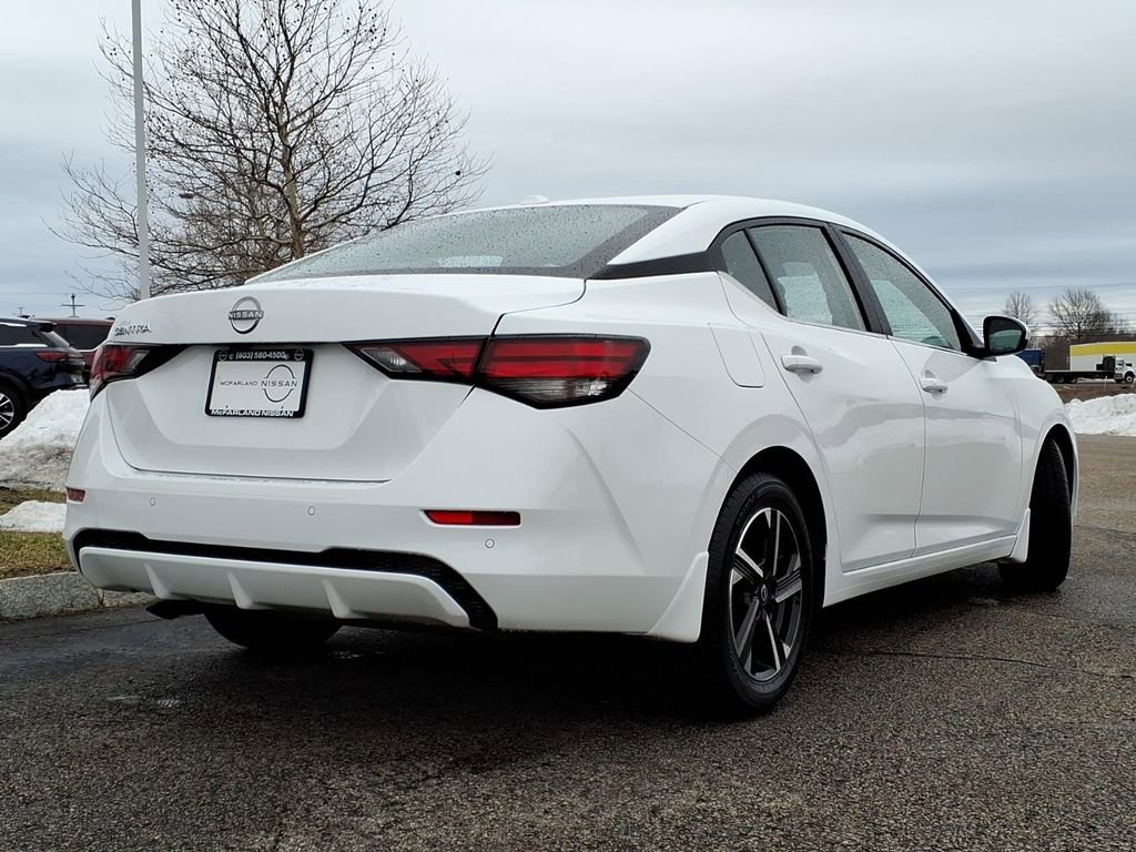 Certified 2025 Nissan Sentra SV image 3