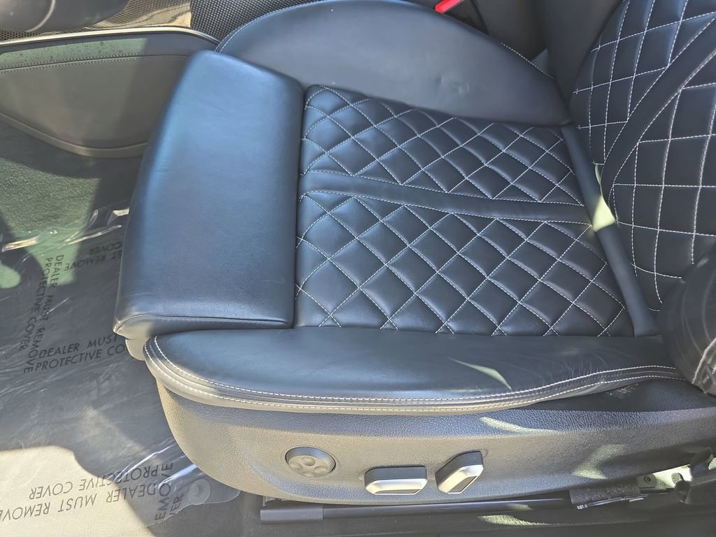 Used 2016 Audi S6 Premium Plus image 31