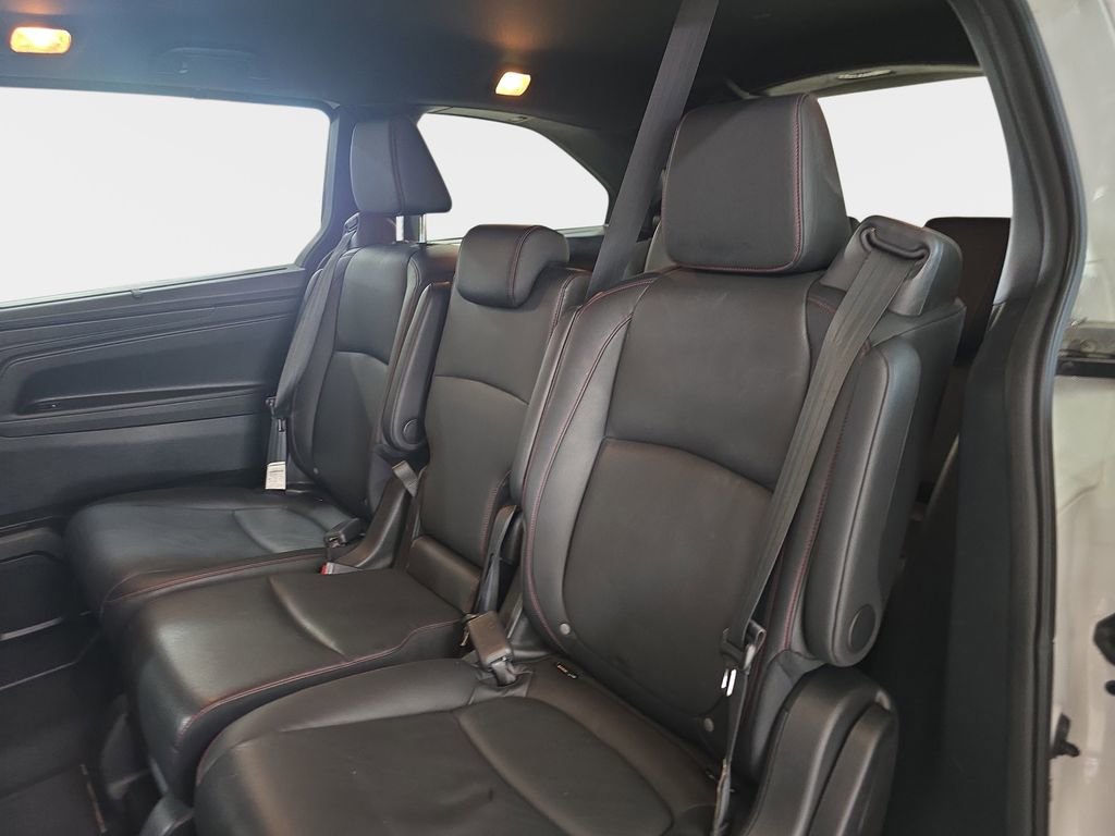 Used 2023 Honda Odyssey Sport image 14