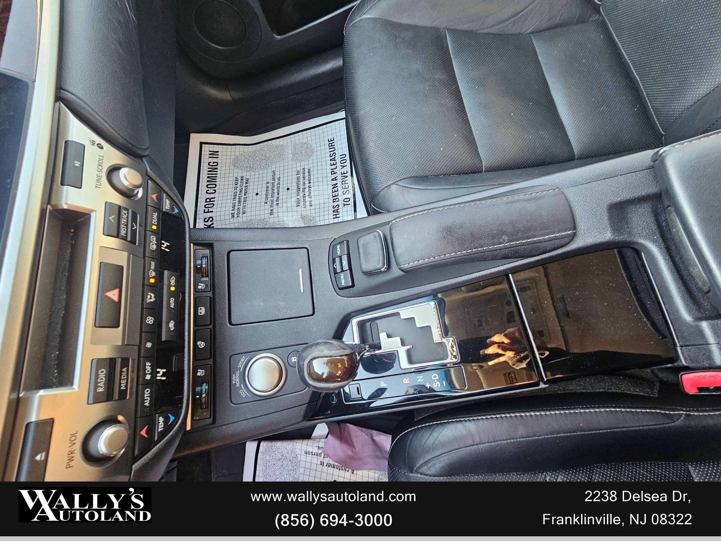 Used 2015 Lexus ES 350 w/ Luxury Package image 22