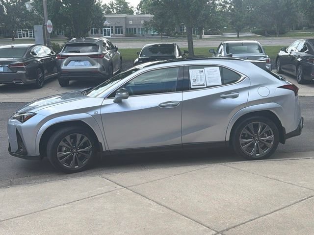 Certified 2024 Lexus UX 250h F Sport FWD image 4