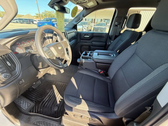 Used 2023 Chevrolet Silverado 1500 Custom image 11