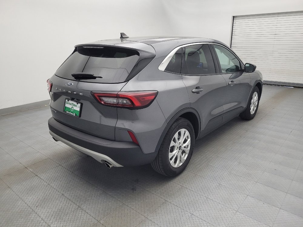 Used 2023 Ford Escape Active w/ Cold Weather Package image 9