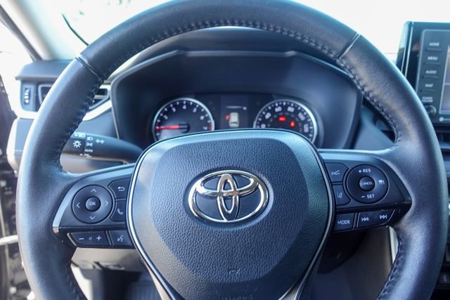 Certified 2022 Toyota RAV4 XLE w/ Convenience Package image 15
