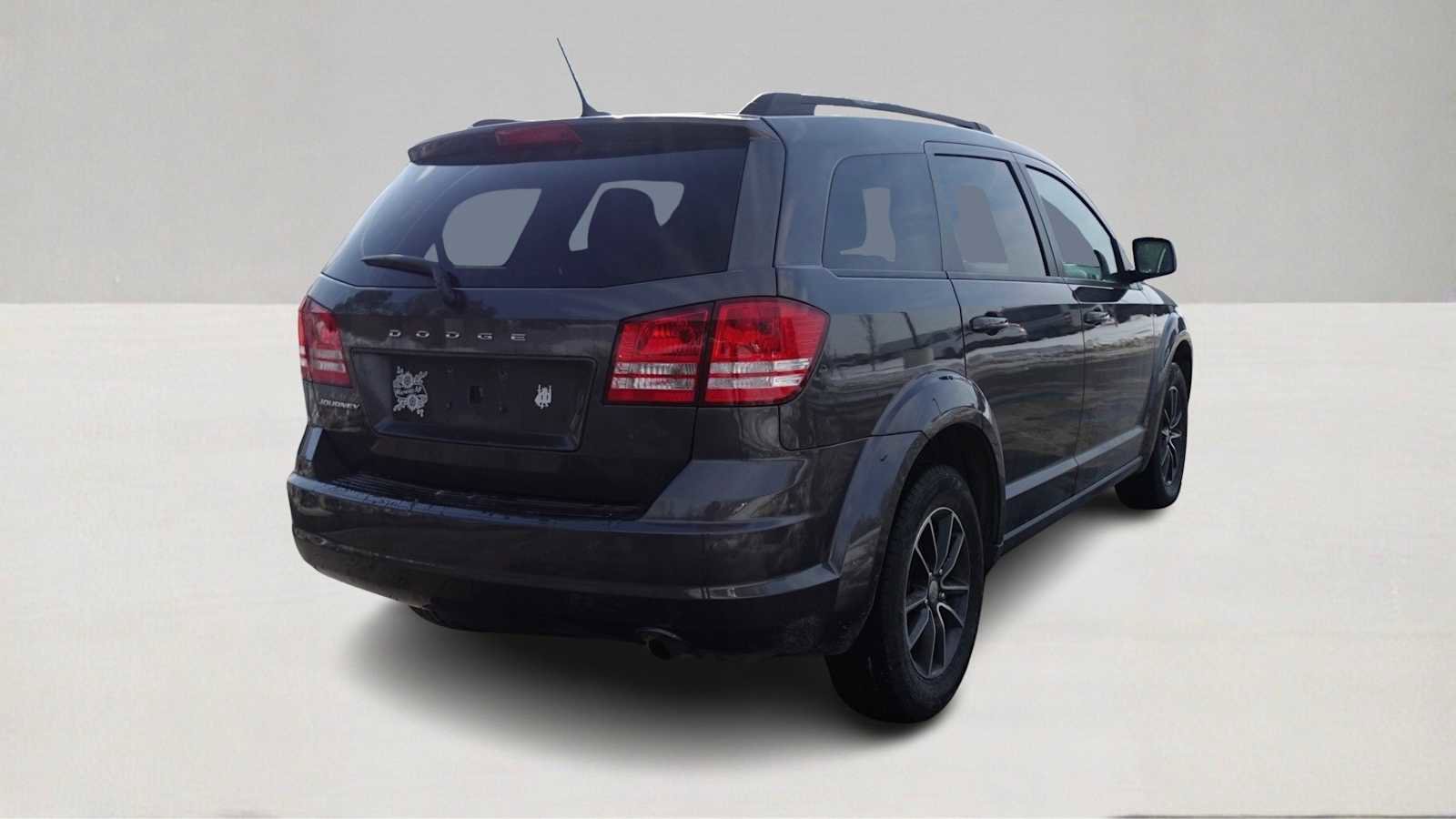 Used 2017 Dodge Journey SE w/ Flexible Seating Group image 5