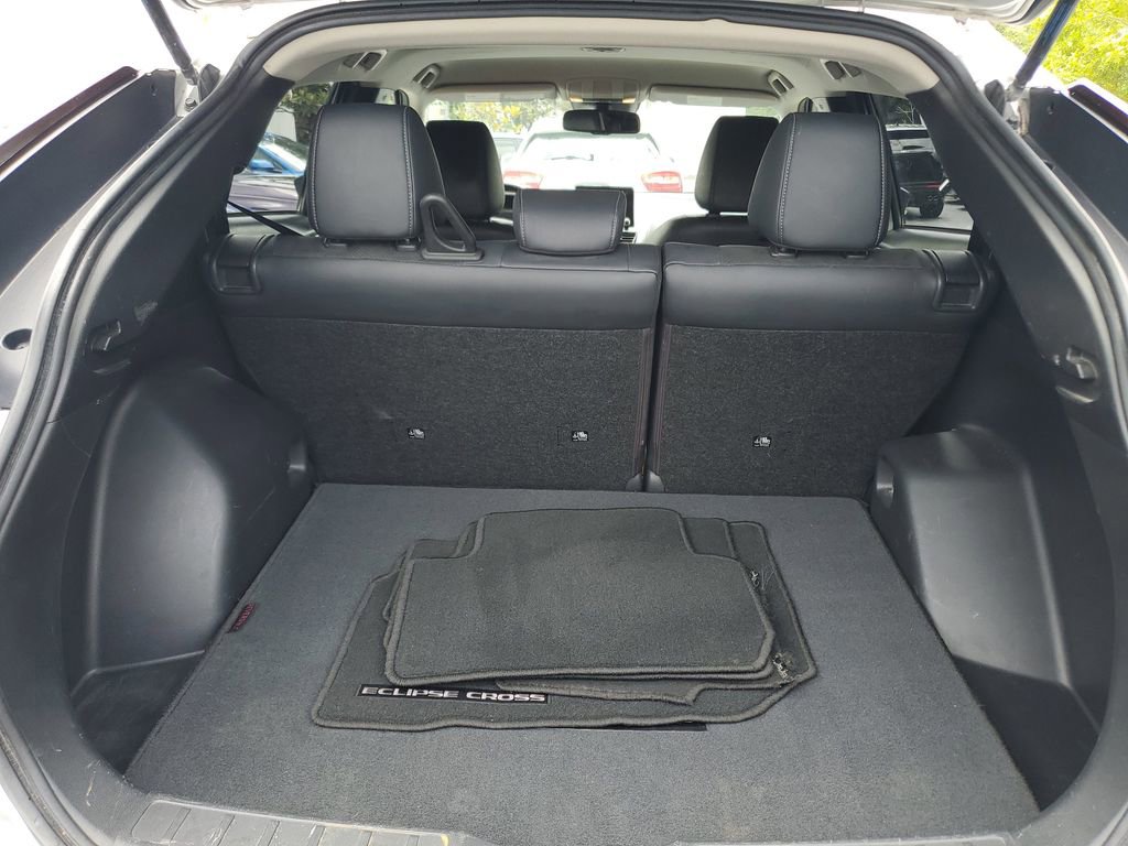 Used 2022 Mitsubishi Eclipse Cross SE image 8