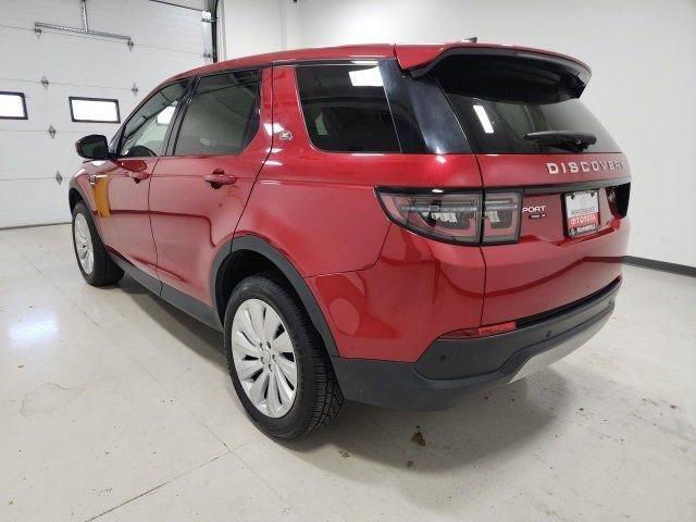Used 2020 Land Rover Discovery Sport SE image 11