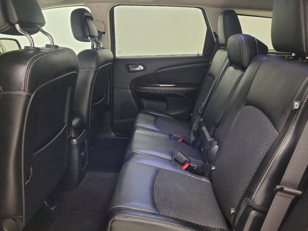 Used 2020 Dodge Journey Crossroad w/ Popular Equipment Group FWD image 18