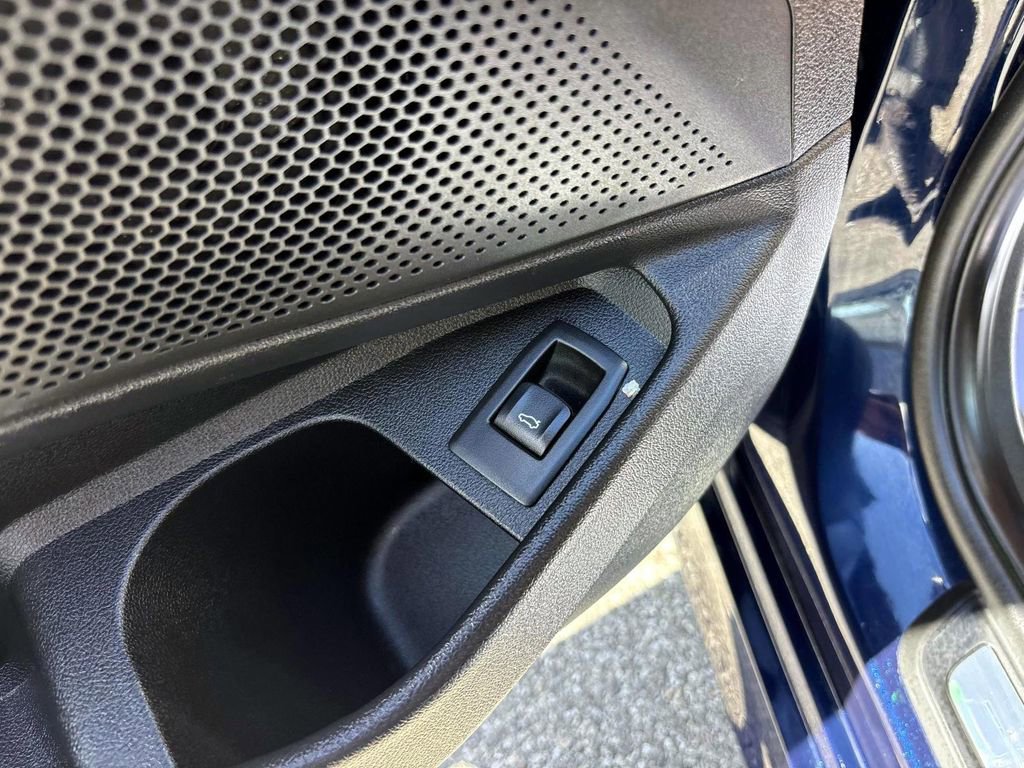 Certified 2023 BMW 330i xDrive Sedan w/ Premium Package image 14