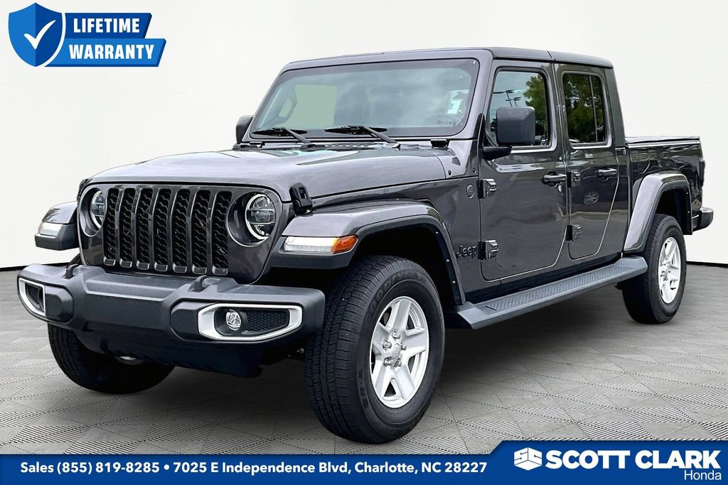 Used 2022 Jeep Gladiator Sport AWD/4WD image 3