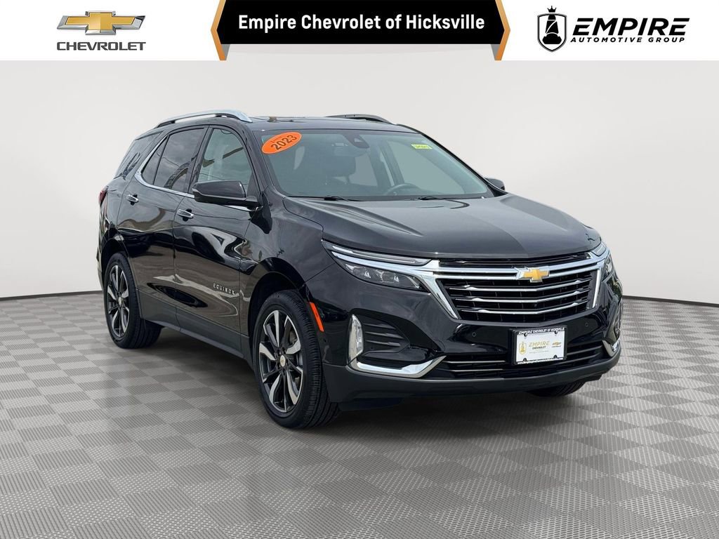 Used 2023 Chevrolet Equinox Premier AWD/4WD image 1
