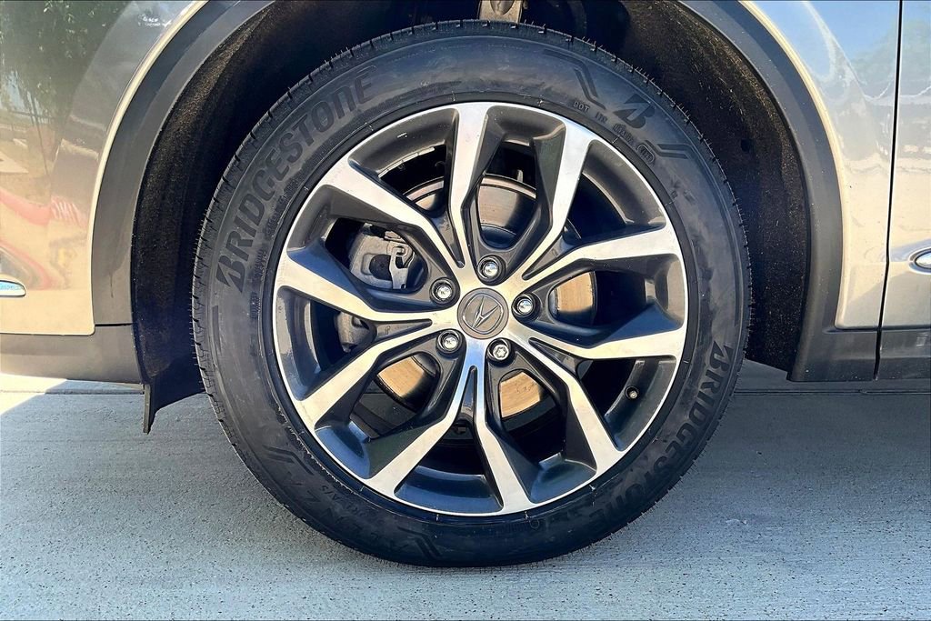 Certified 2023 Acura MDX FWD w/ Technology Package image 11