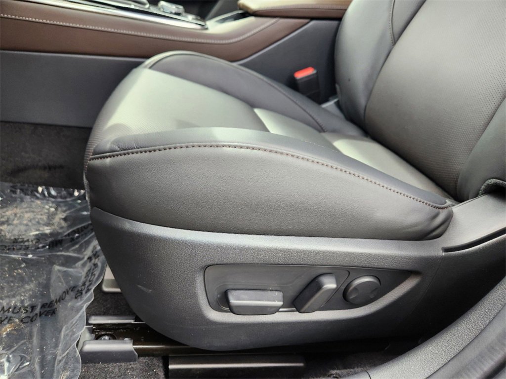 New 2025 MAZDA CX-30 2.5 Turbo w/ Premium Plus Pkg image 8