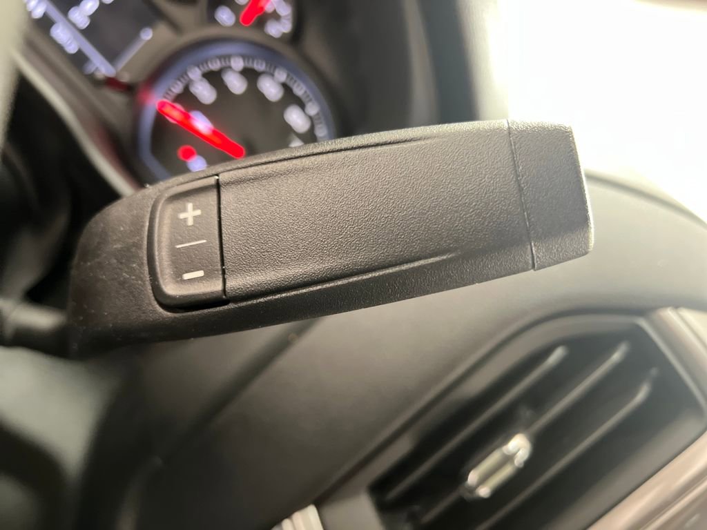 Used 2025 Chevrolet Silverado 1500 Custom image 24