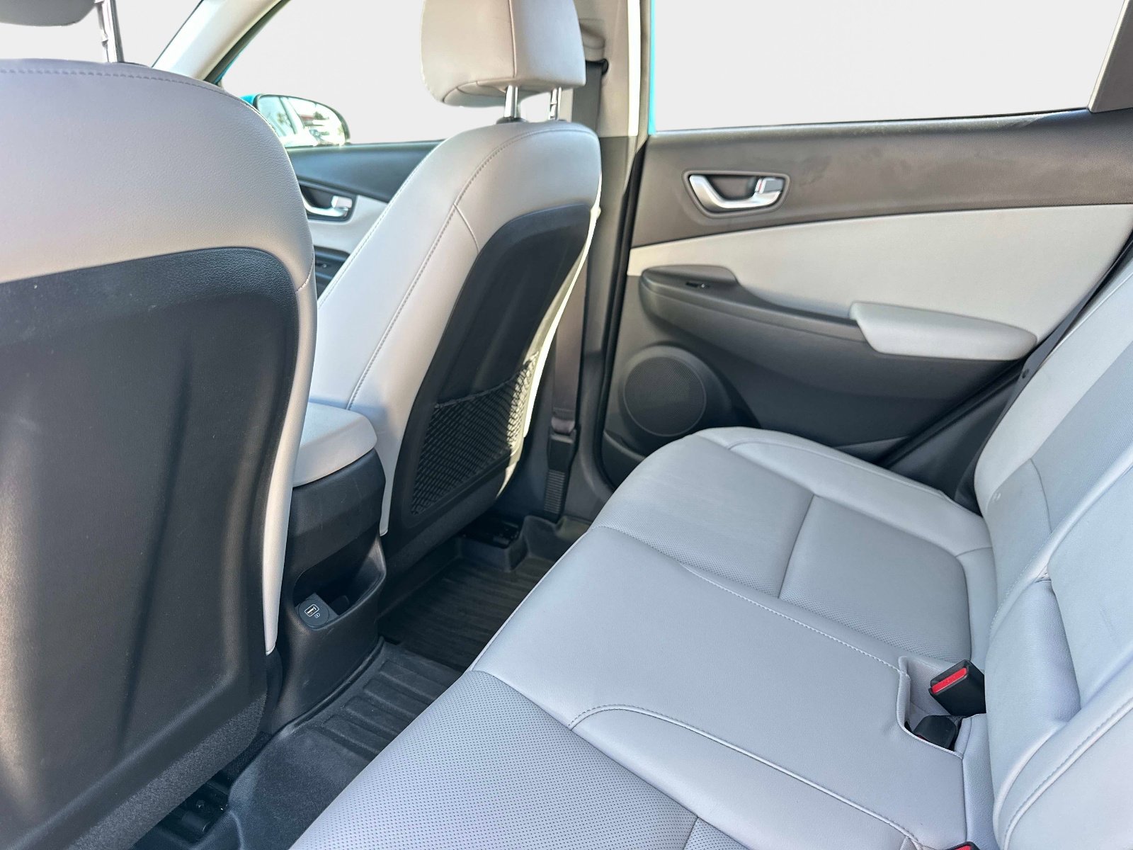 Used 2022 Hyundai Kona Limited image 15