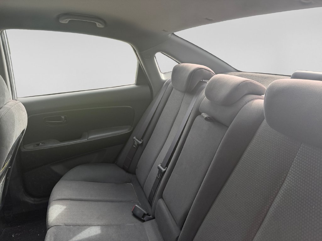 Used 2009 Hyundai Elantra SE FWD image 33