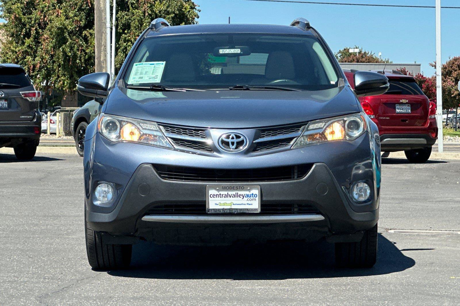 Used 2013 Toyota RAV4 Limited AWD/4WD image 8