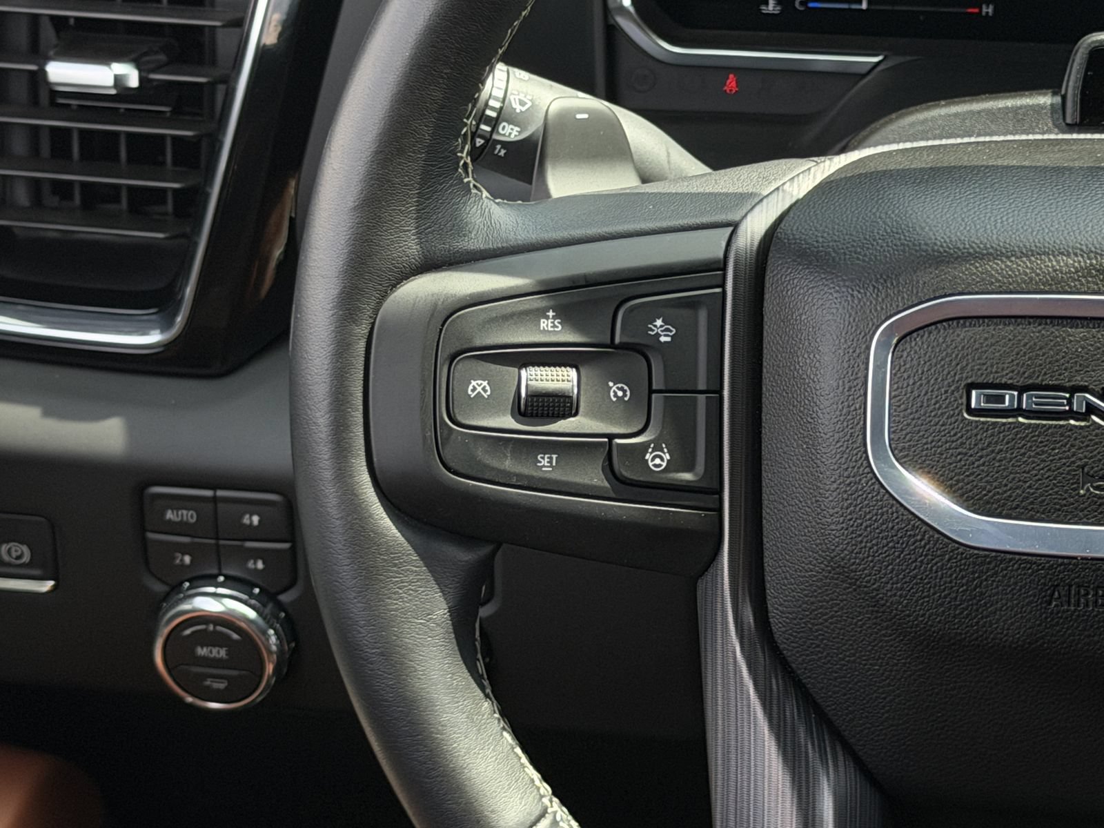 Used 2026 GMC Sierra 1500 Denali Ultimate AWD/4WD image 17