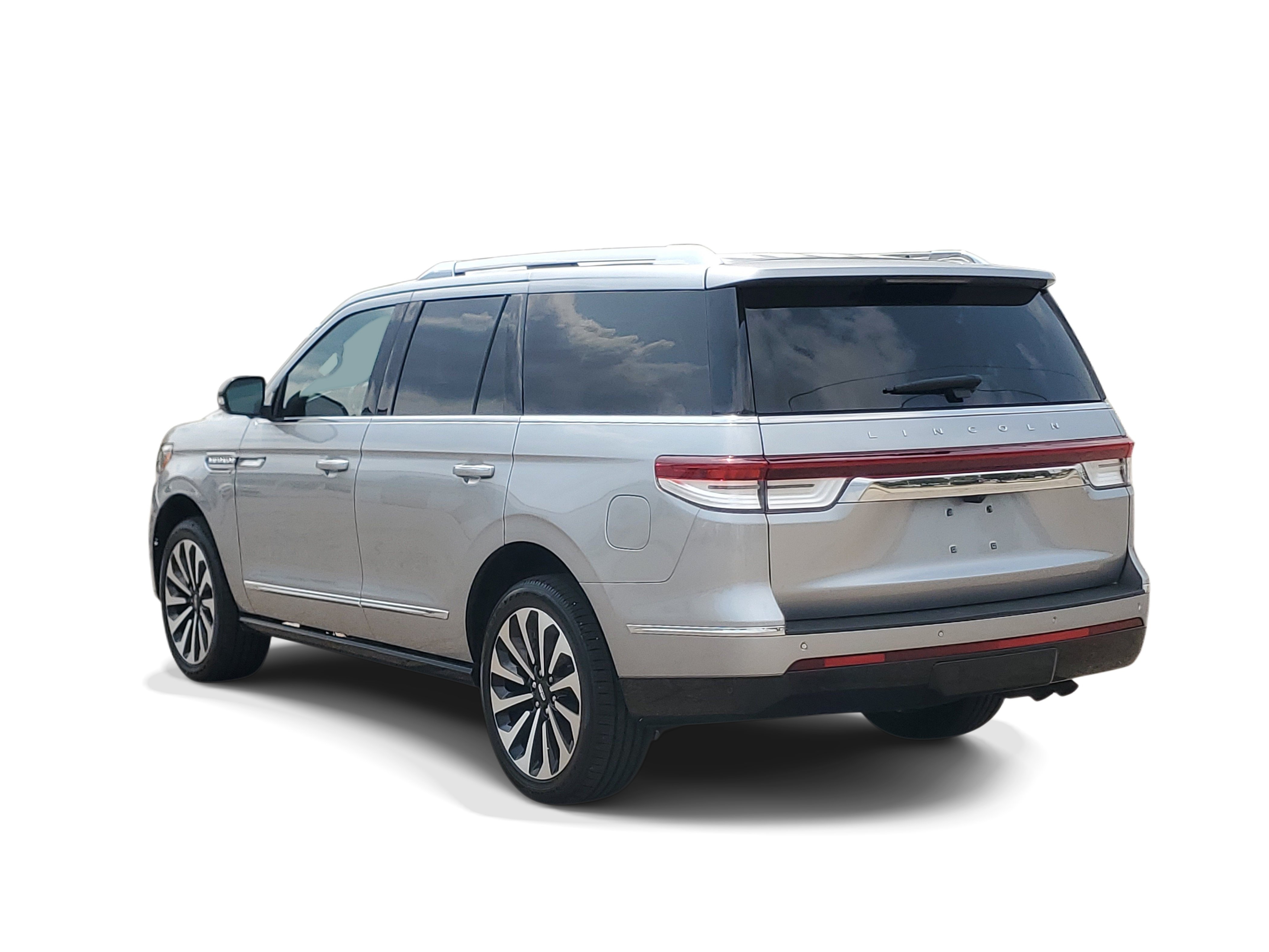 Used 2024 Lincoln Navigator Reserve AWD/4WD image 4
