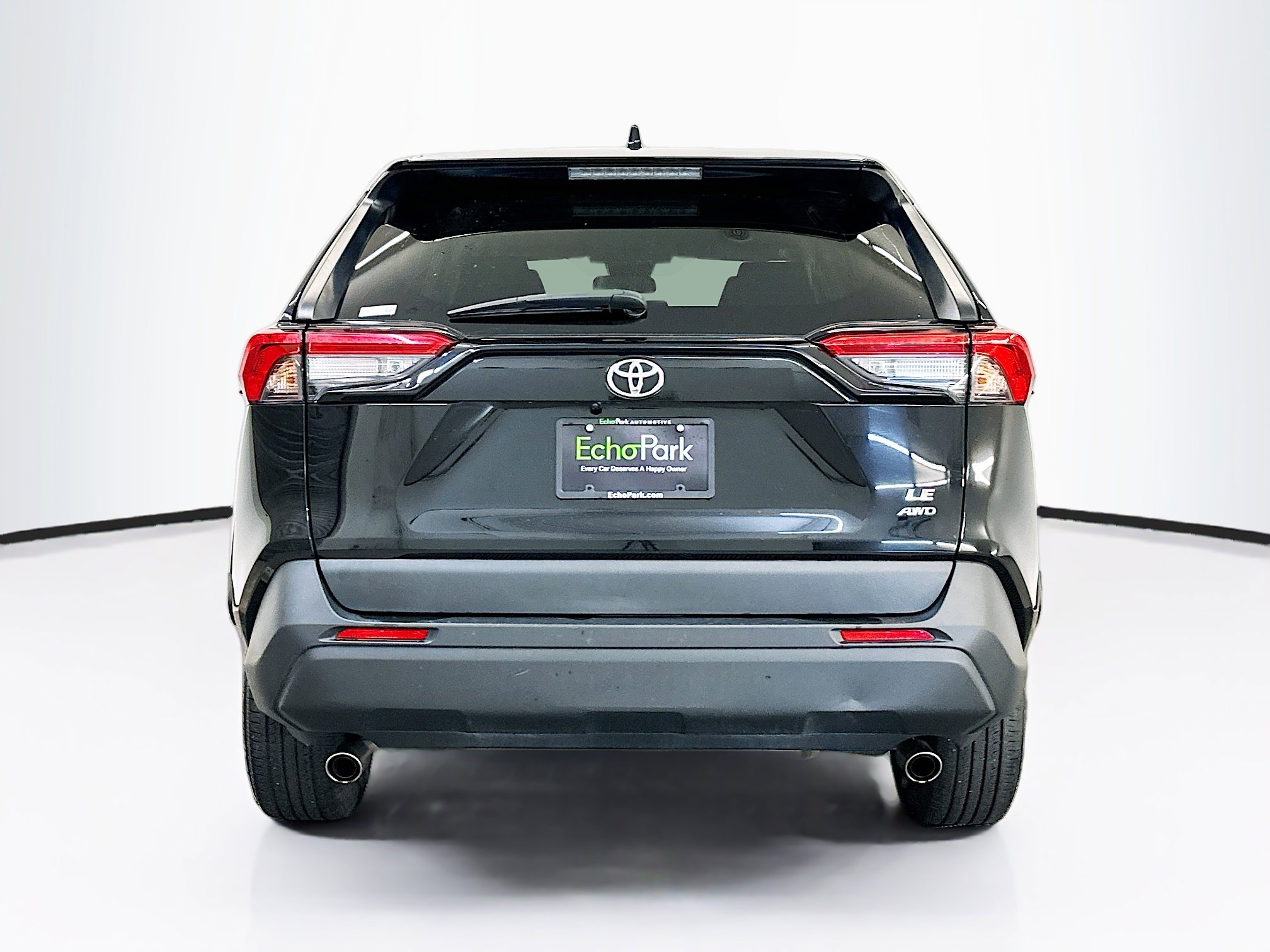 Used 2024 Toyota RAV4 LE image 7