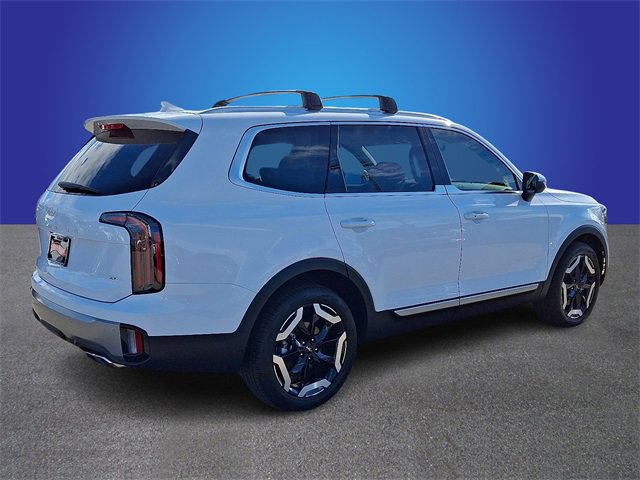 Used 2025 Kia Telluride EX w/ EX Captain's Chair Package image 5