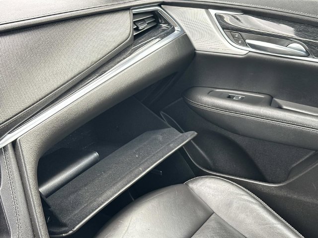 Used 2023 Cadillac XT5 Premium Luxury FWD image 36