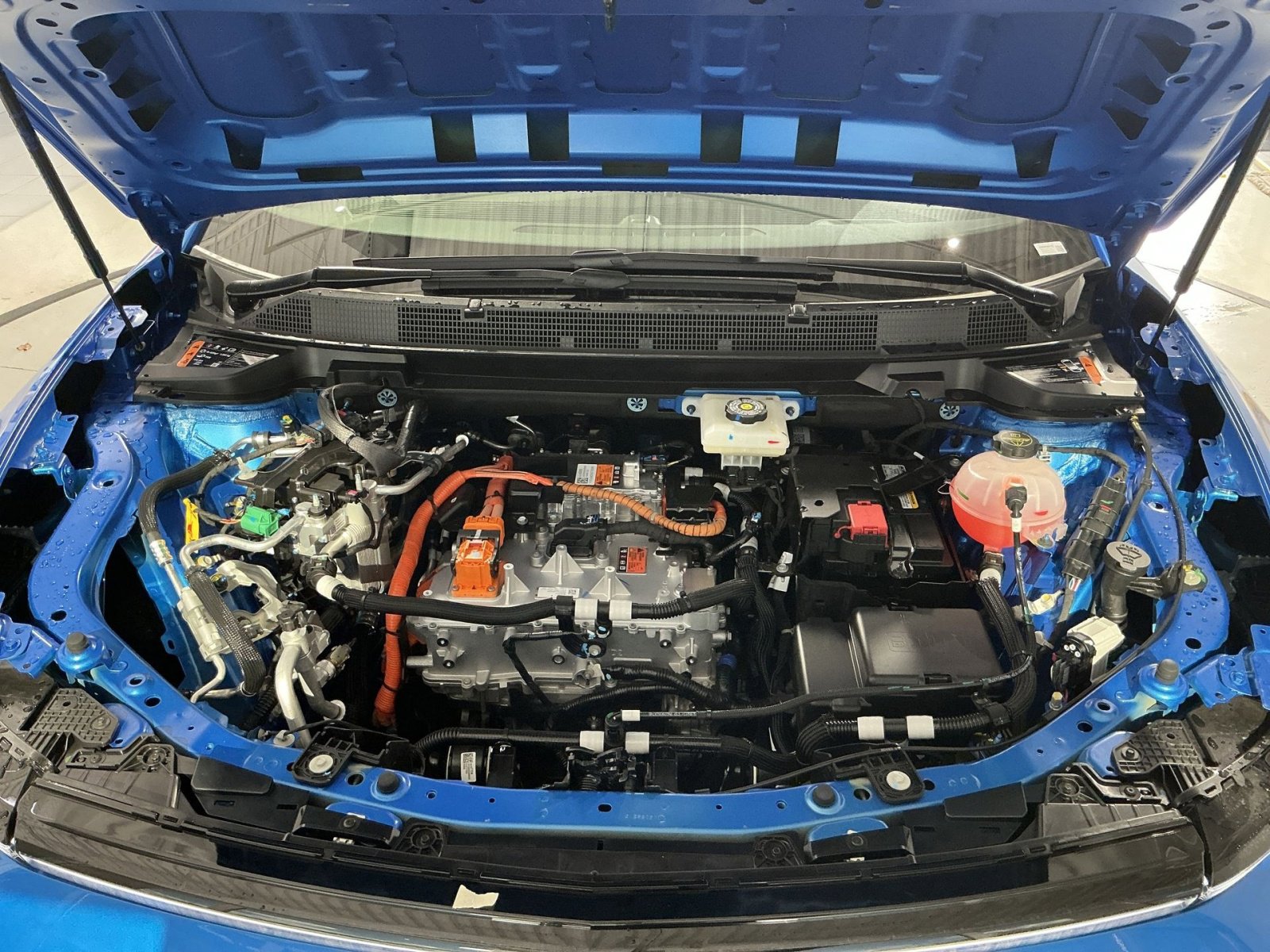 New 2026 Chevrolet Equinox EV LT image 34