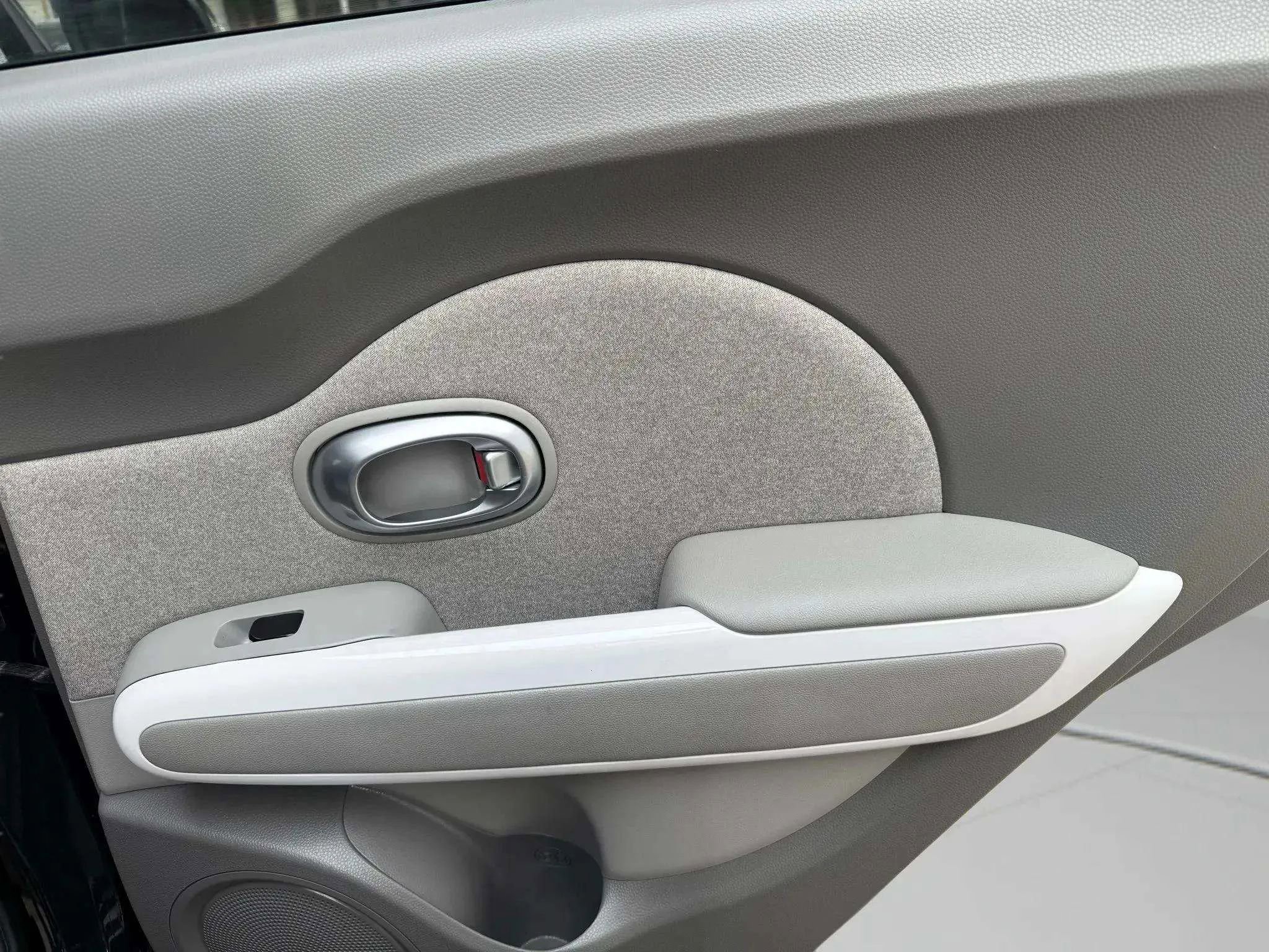 Used 2017 Kia Soul EV image 12