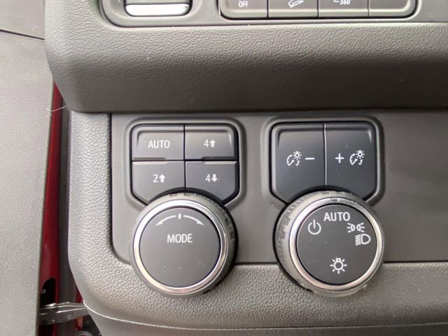 Used 2024 Chevrolet Tahoe Premier image 22