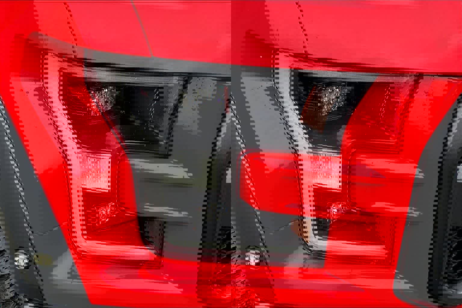 Used 2019 Ford F150 Raptor w/ Equipment Group 802A Luxury image 31