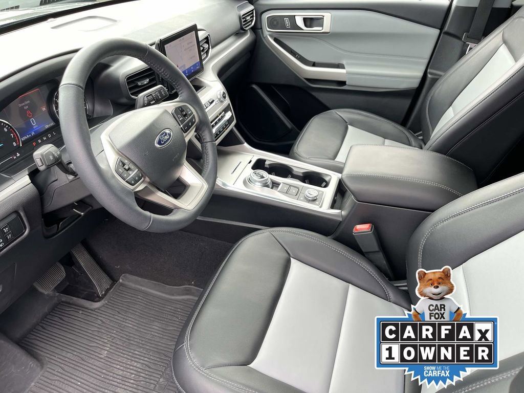 Used 2023 Ford Explorer XLT w/ Equipment Group 202A image 28