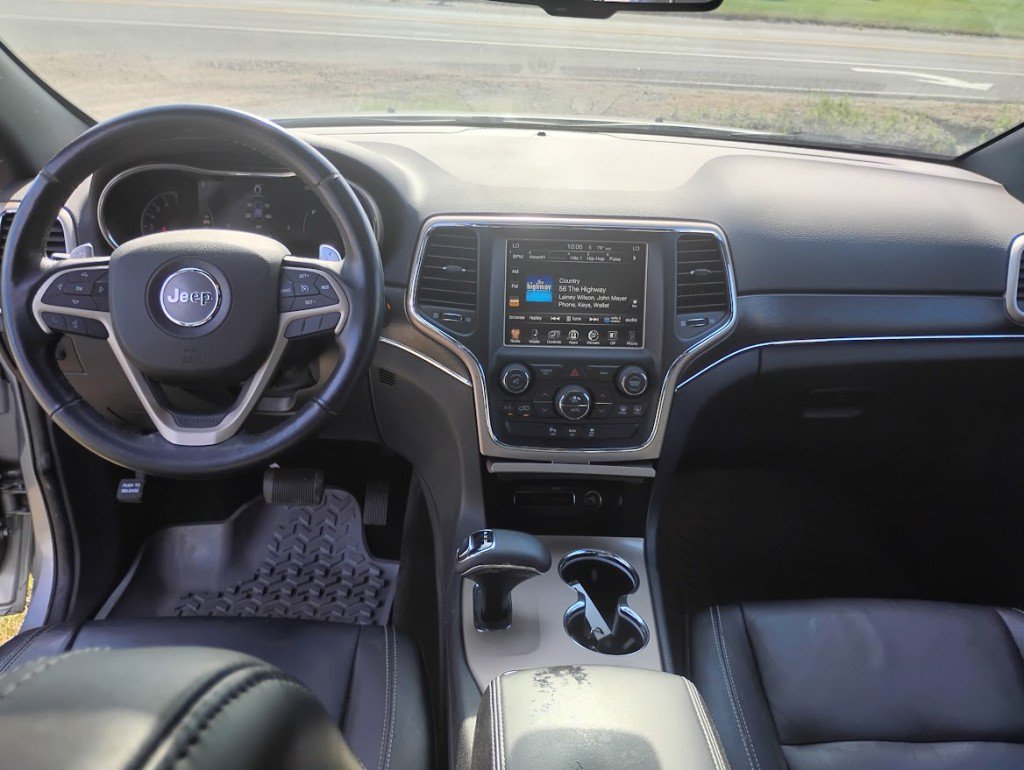 Used 2015 Jeep Grand Cherokee Limited AWD/4WD image 7