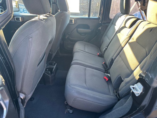 Used 2022 Jeep Wrangler Unlimited Sport image 21