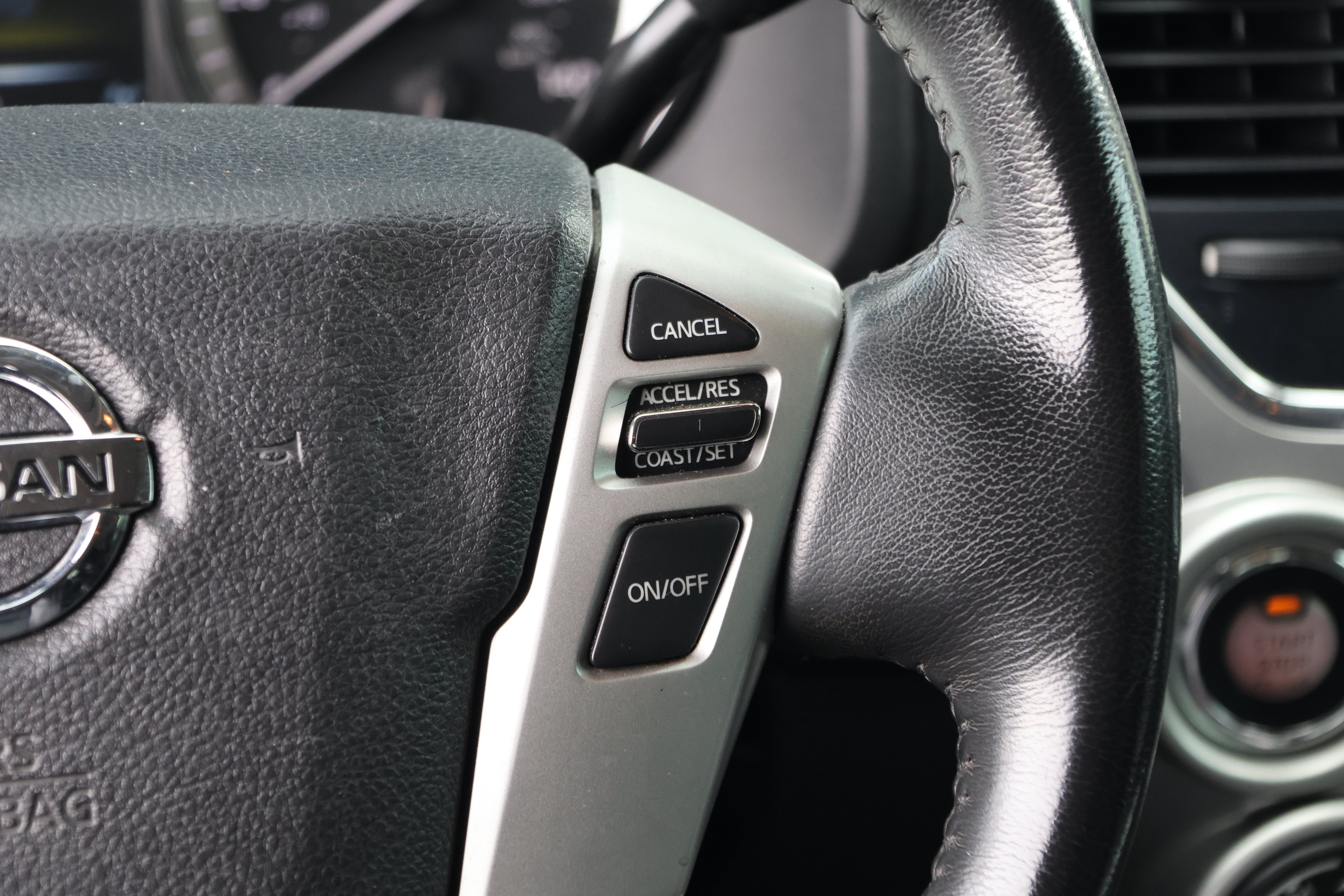 Used 2017 Nissan Titan SL w/ SL Towing Convenience Package AWD/4WD image 22