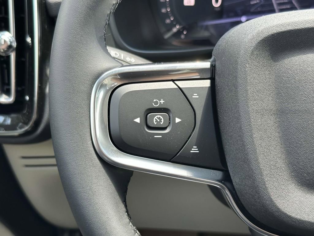 New 2026 Volvo XC40 B4 Plus w/ Protection Package Premier image 8